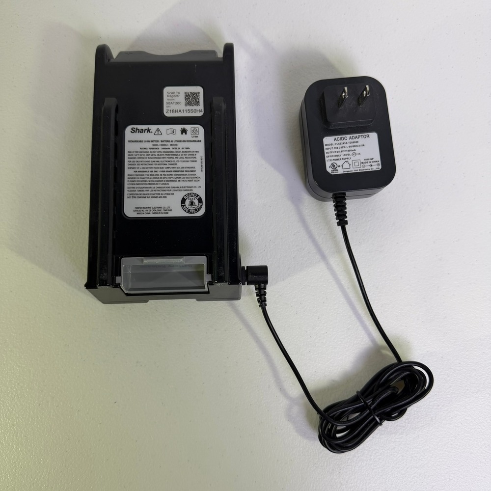 Shark ION Power Pack XBAT200 Battery and YLS0243A-T288080 Charger Set